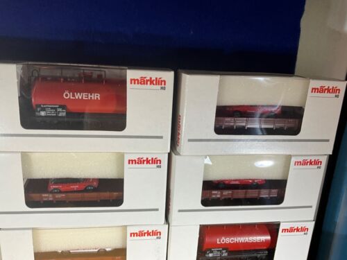E11-82 TRAIN CARS - SET OF 24 EMERGENCY VEHICLE CARS - HO SCALE - MARKLIN #00752 - Picture 5 of 12