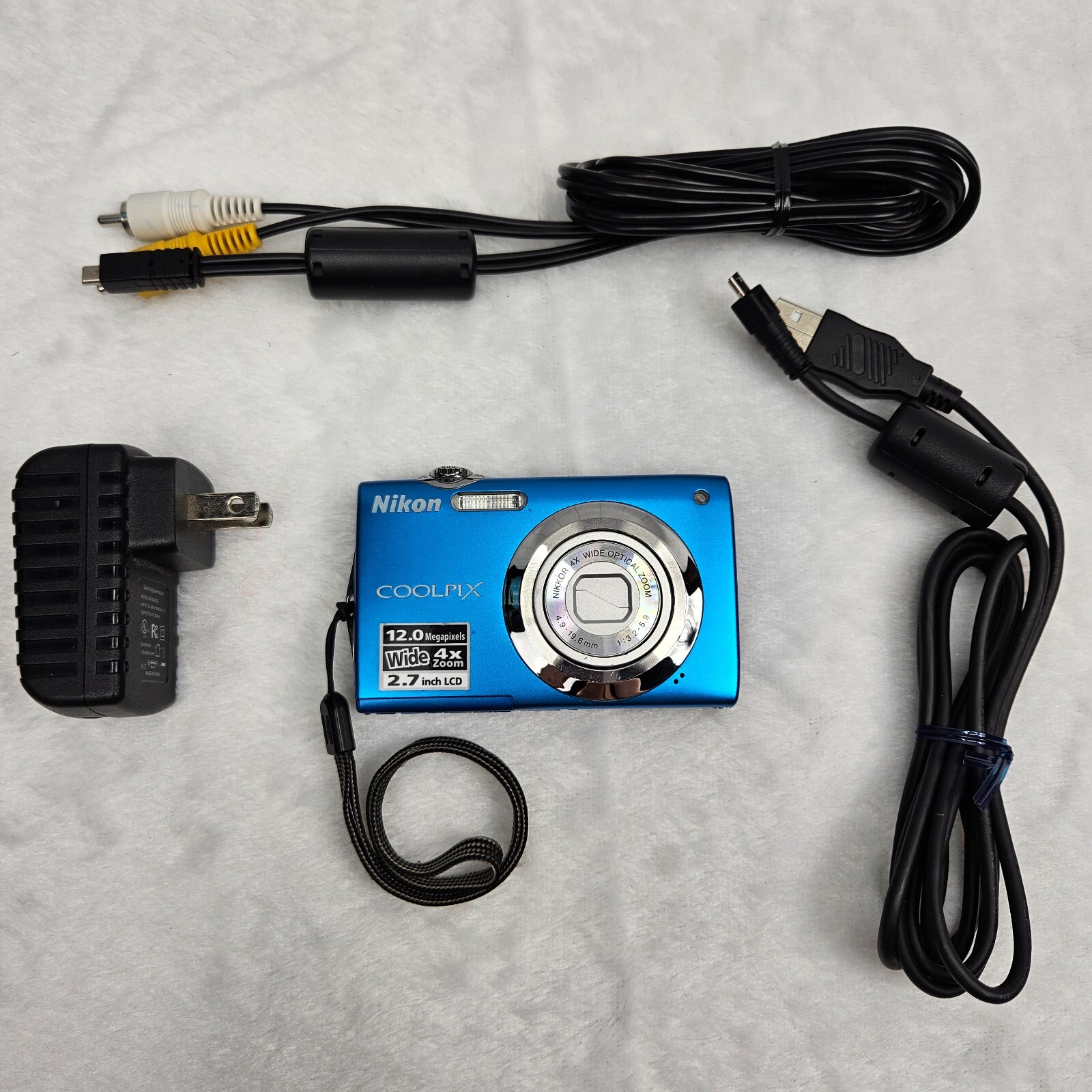 Nikon COOLPIX S3000 Blue Digital Camera LENS ERROR Includes Battery, Charger, AV eBay