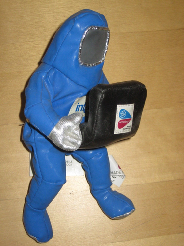 Set of 6 Vintage NWT Pentium Intel The Bunny People Astronaut Plush Beanie Dolls - Picture 3 of 5