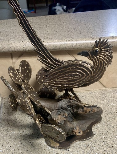Roadrunner on Driftwood in Desert Cactus Steel Weld Art Artist Signed Sculpture - Picture 2 of 3