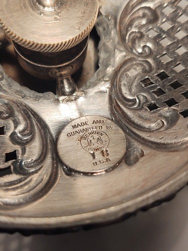 Antique MERIDEN  Quadruple Silverplate Victorian Cheese Ball Holder June 2, 1891 - Picture 5 of 24