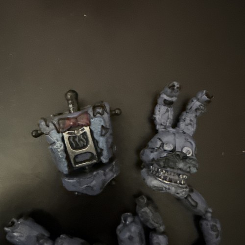 2016 Five Nights at Freddy's Nightmare Bonnie 5"-Figur artikuliert FNAF - Bild 5 von 5
