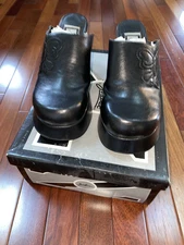 Zodiac ZD1148 Black Rocket Womens Clogs 7 1/2M Pre-owned