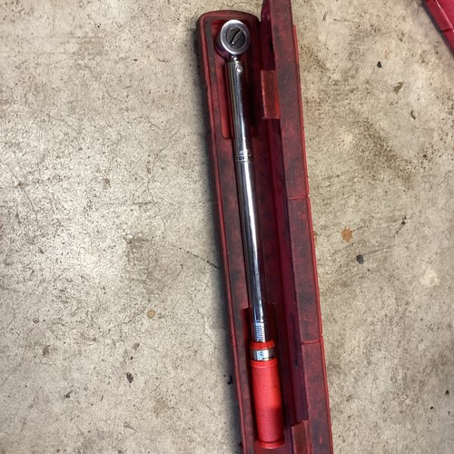 MATCO Tools TW250F 1/2" Drive 50-250 Foot Pounds Torque Wrench - Picture 6 of 6