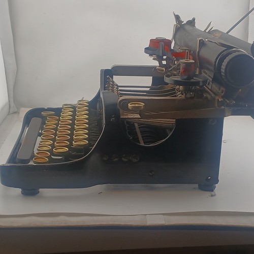 Corona Folding Personal Writing Typing Machine with Case Instructions - Picture 8 of 18