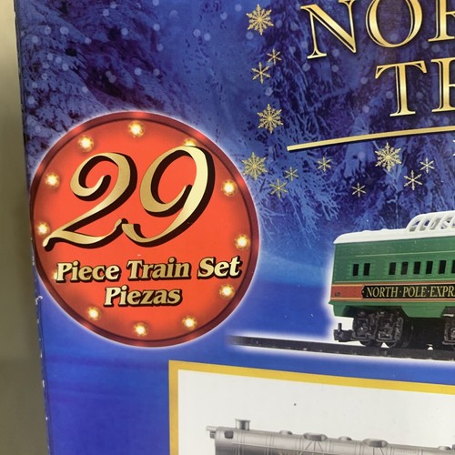 EZTEC North Pole Express 29-teiliges Weihnachtszug-Set. Batteriebetrieben Neu im Karton - Bild 7 von 7