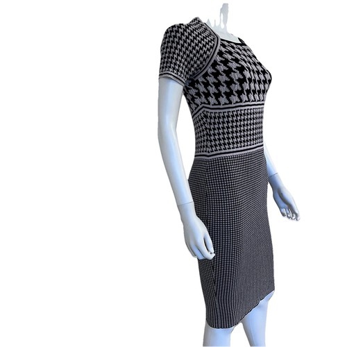 Escada S Small (2 4) Black Beige Houndstooth Sweater Sheath Dress Bodycon Wool - Picture 4 of 14