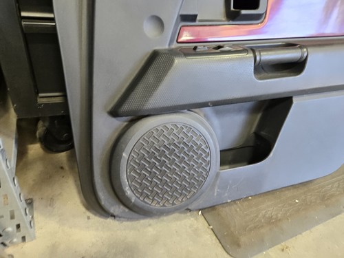 2007-2014 Toyota FJ Cruiser RIGHT + LEFT FRONT DOOR PANELS maroon Trim Cards - Picture 7 of 17