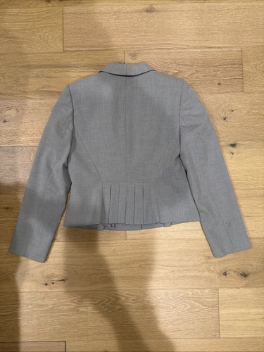 Calvin Klein Stretch Crop Blazer - Grey (Women’s US 8P) (Small Stain See Pics) - Picture 11 of 11