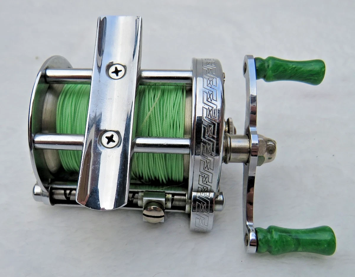 VNTAGE PFLUEGER SKLKAST Akron No. 1953 Chrome Fshng Reel Castng Reel U S A Collectble