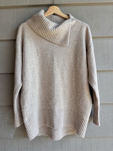 Neu mit Etikett Nordstrom Signature 100 % Kaschmir Pullover beige gerippter Kragen Pulli - Bild 1 von 9