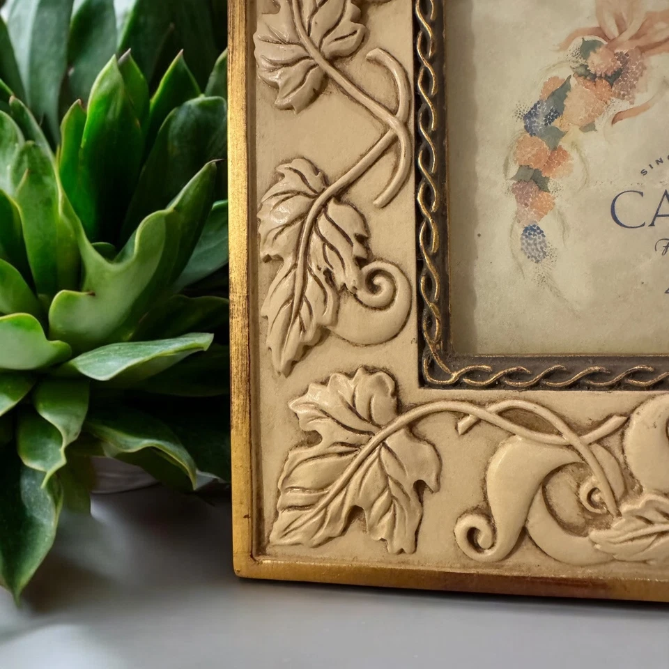 Art Deco 奶油金叶树脂框架 Carr 4 X 4 别致独特 — 第 2/4 张图片
