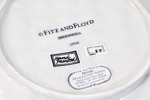 Fitz & Floyd 9" Canape Teller Urlaub Neu in Box Runde Stechpalme Schleife Rankgitter Keramik - Bild 10 von 10