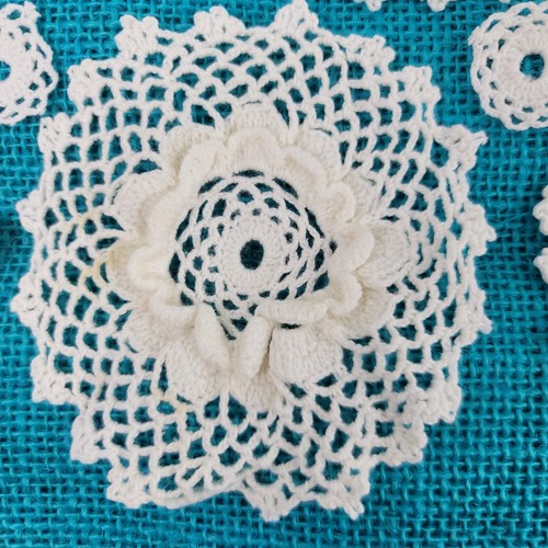 10 Vintage Lt Cream Crochet 3D Floral Doilies 4 inch Round Lacy 6 Mini Doily Lot - Picture 2 of 10