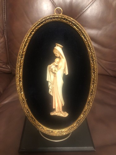 Madonna & Kind auf schwarzem Samt, gerahmtes Maßkunstwerk - Bild 3 von 13