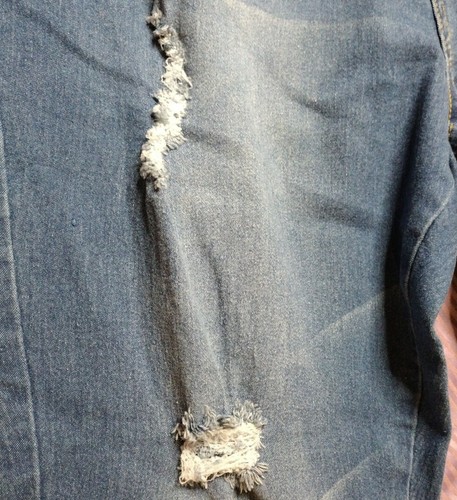 Be-Girl Women's NWT Distressed Embroidered Rose Med Wash Stretch Jeans Size 20 - Picture 4 of 9