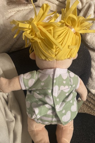 Juguete Manhattan Suave Stella Bebé Muñeca Pal Peluche Boca Magnética Rubia 14"  - Imagen 5 de 5