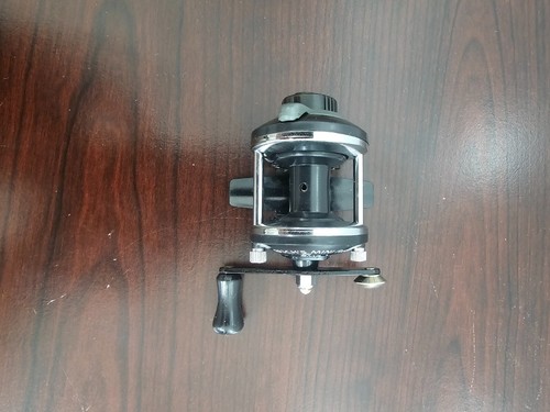 Bucks Mini  B&M Baitcasting Fishing Reel Youth Kids - Picture 3 of 4