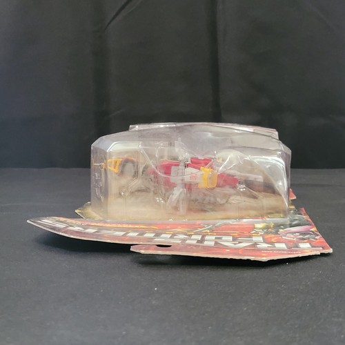 Hasbro Transformers Generations Autobot Junkheap figure - dent in bubble READ * - Picture 9 of 19