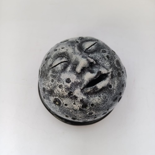 Backflow Incense Burner for Halloween or Christmas gift moonface - Bild 1 von 2