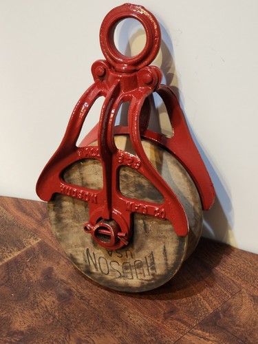 Antique Hudson Cast Iron Barn Pulley Mall 823 Original Parts Restored Red Superb - Picture 2 of 10
