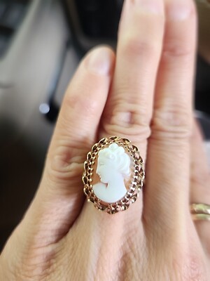 Vintage 10k Yellow Gold Lady Cameo Ring