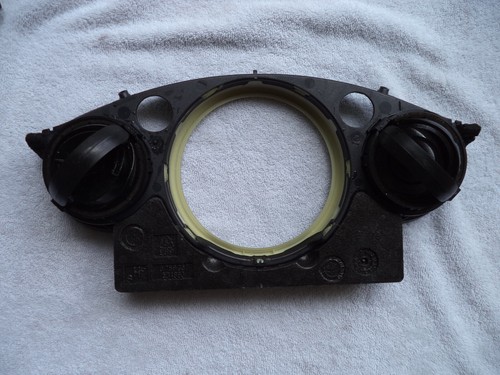 2005 2002-2008 Mini Cooper Dashboard Dash Cluster Cover Trim Vents Bezel USED - Picture 2 of 5