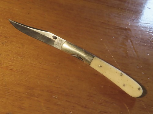 Folding pocket knives lot of 8 & 3 belt holders, pre-owned, some not used - Picture 4 of 20