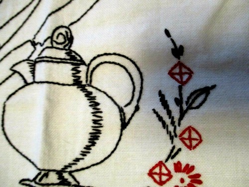 2~VINTAGE WHITE LINEN TOWELS RED&BLACK EMBROIDERED"SILVER"WARE&TEA POT~FLOWERS - Picture 7 of 8