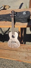 Luna Ukulele W/tuner