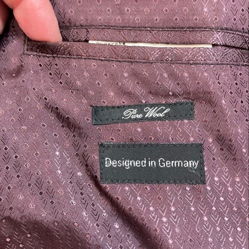 BUGATTI Wool Black Blazer with Contrasting lined. - Picture 3 of 10