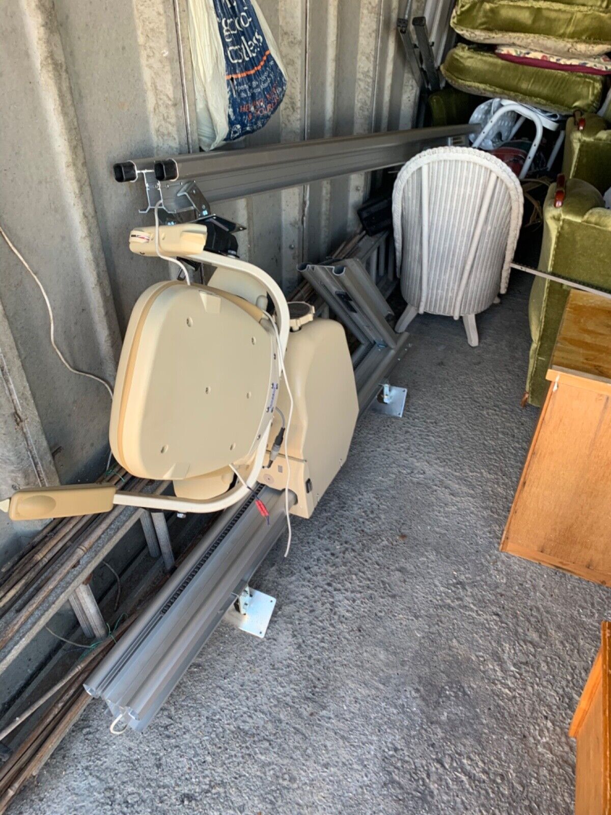Acorn Used Straight Stairlift