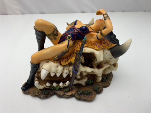1996 Mitos y Leyendas Guardián de la Espada Escultura Figura Calavera Dama Arte - Imagen 4 de 16