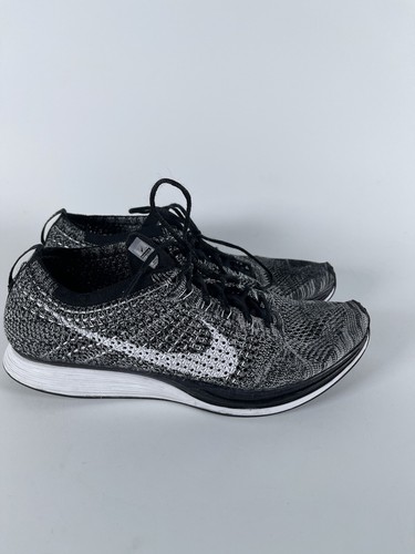 NIKE Flyknit Racer Oreo 2.0 Running Shoes Size 9 526628-012