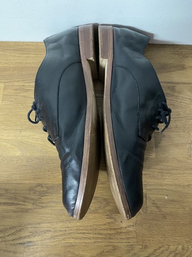 Country Road QUALITY soft Leather Black lace up shoes Size 40 Excellent Cond - Picture 3 of 6