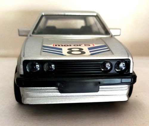 Très rare VOLKSWAGEN GOLF GTI II 1/24 Vintage superbe état Automodell - Foto 2 di 8