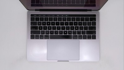 MacBook本体 macbook pro a1706 Macbook Pro i7 A1706 13 Inch TouchBar 4.0GHz Turbo 512GB SSD