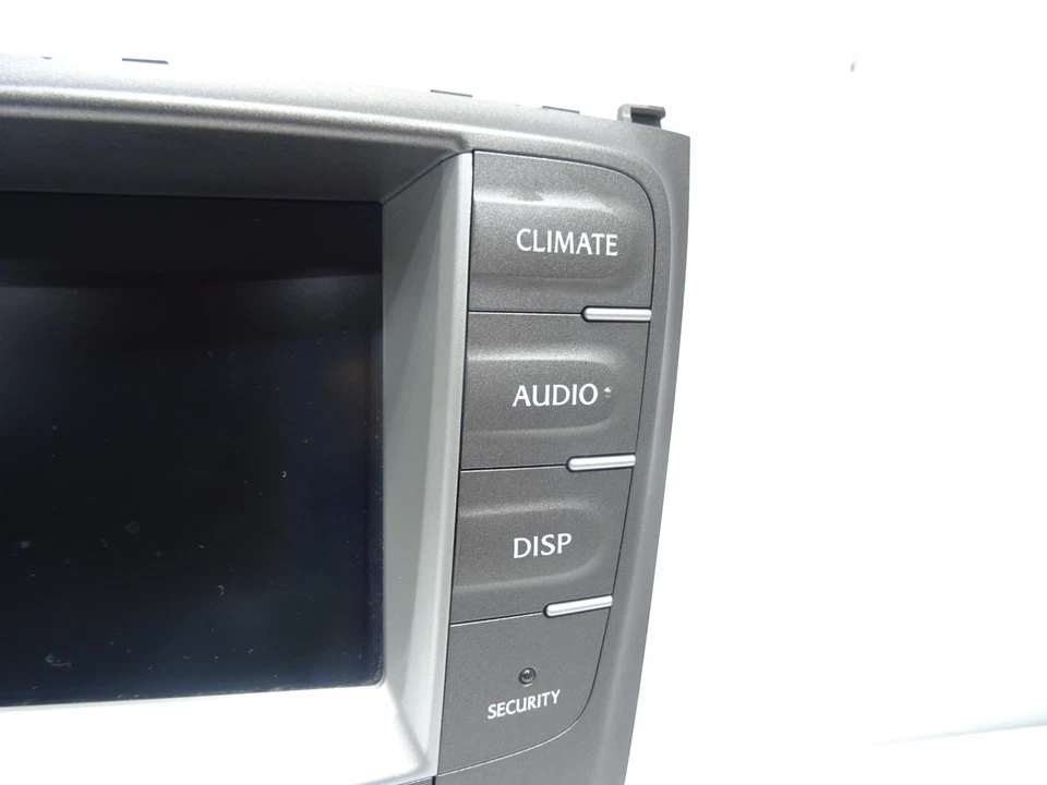 2008 LEXUS IS250 IS220 SAT NAV RADIO CD PLAYER HEAD UNIT 86111-53040 - Image 3 of 4
