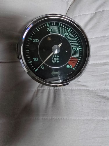 Porsche 356 S90 VDO Tach Tachometer Gauge 9.61 date code CORE (NOT WORKING) - Foto 4 di 10