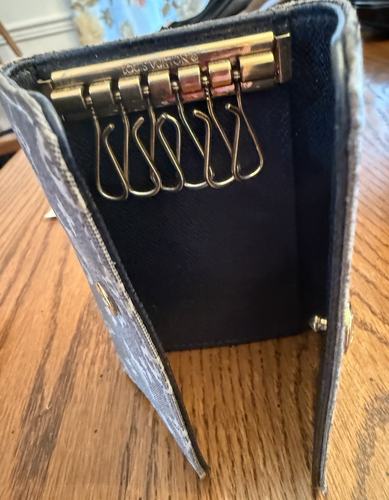 Auténtico estuche para llaves Louis Vuitton 6 anillos gancho cuero tarjetero marrón monograma LV - Imagen 10 de 11