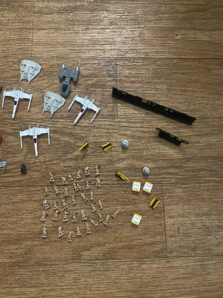 star wars micro machines people and vehicles lot of 68 - Image 2 of 4