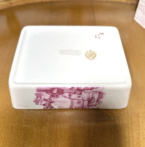 Vintage 1940s Ceramic Box Royal China BW Castle - Picture 10 of 10