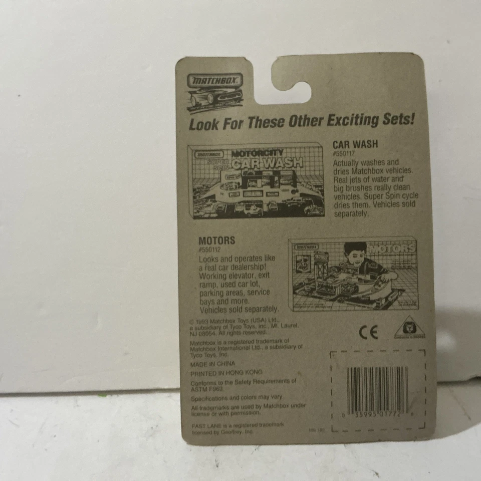 Matchbox 1987 Cadillac Allante MB72 Model Car 1:64 Scale Diecast PINK USED - Image 2 of 4