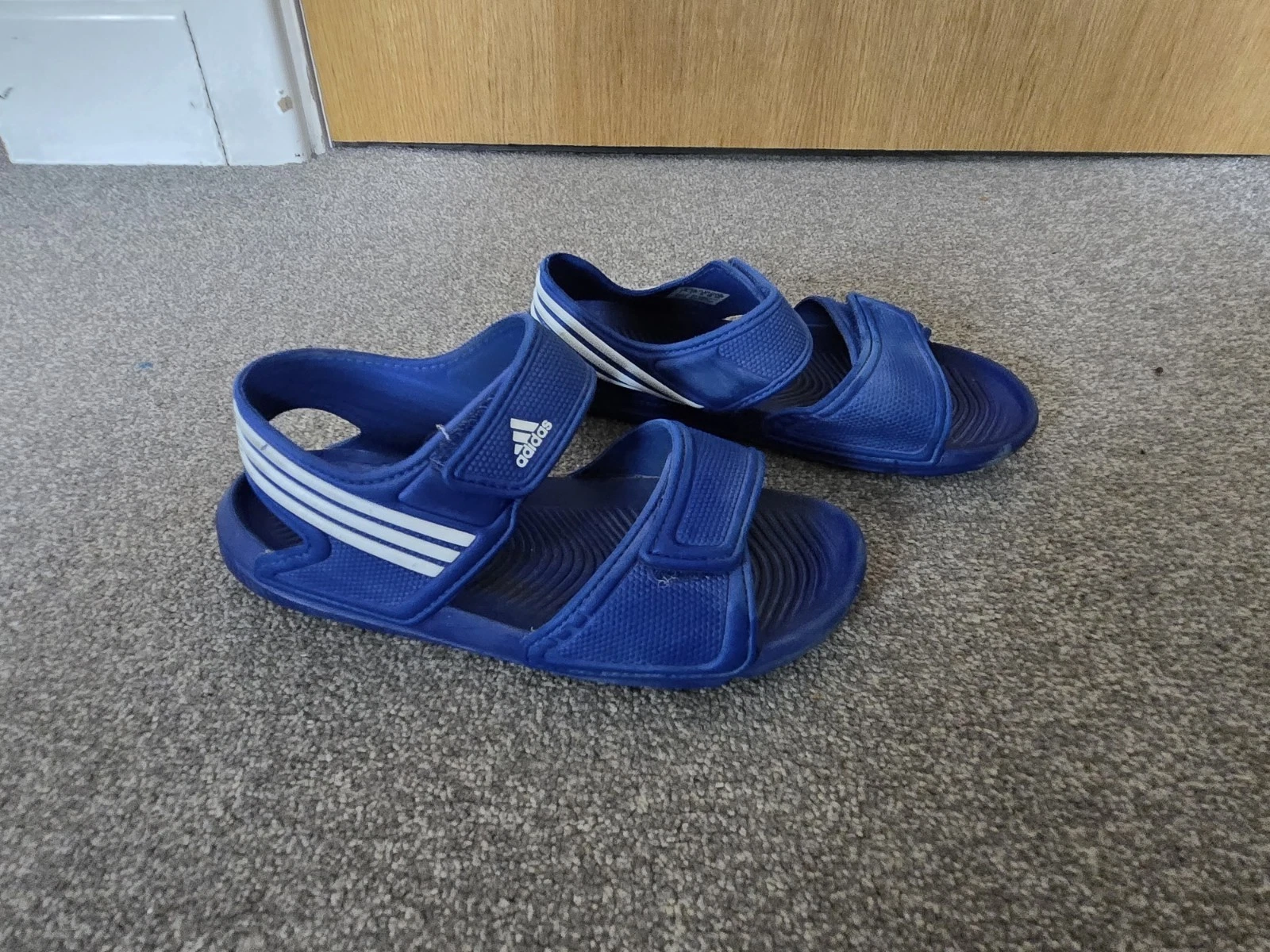 Sandali da acqua Adidas UK 2 blu ragazzo