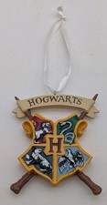 Hogwarts Crest Hallmark Christmas Ornament 2021 EUC