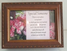 Sankyo Wooden Picture Musical Jewelry Box Plays That's What Friends Are For