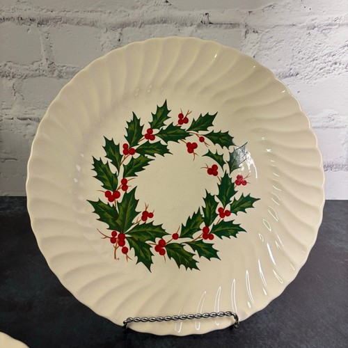 Vintage MCM Scio Japan Holly Berry Dinner Plates, Set of 4 - Picture 3 of 5