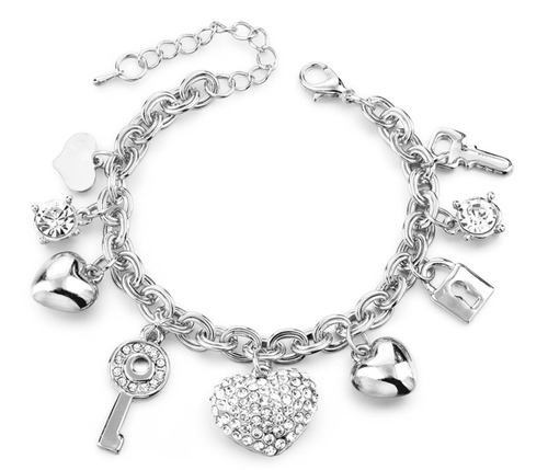 Women Silver Multi Charm Bracelet Heart,Lock, Key Charm Women Bracelet in Silver - Bild 1 von 2