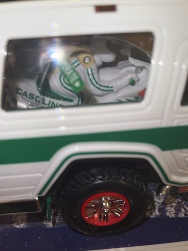 Hess SUV & Motorcycles (2004 Toy Truck) NEW in BOX 40th Anniversary - Picture 6 of 12