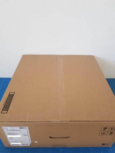 Cisco Meraki MS390-24-HW 24 Port GbE Switch, Layer 3, 1U Rack-Mountable _9.4_6 - Bild 3 von 5